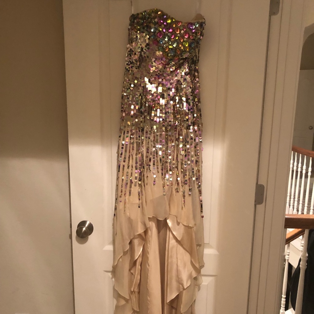 Sherri Hill Woman’s sequence dress